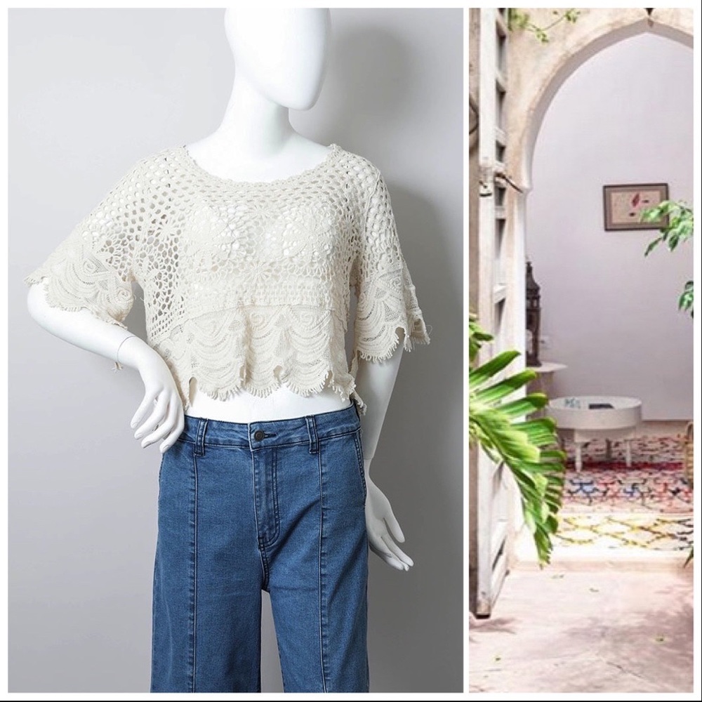 Diane Crochet Short Sleeve Crop Top - Picture 11 of 12
